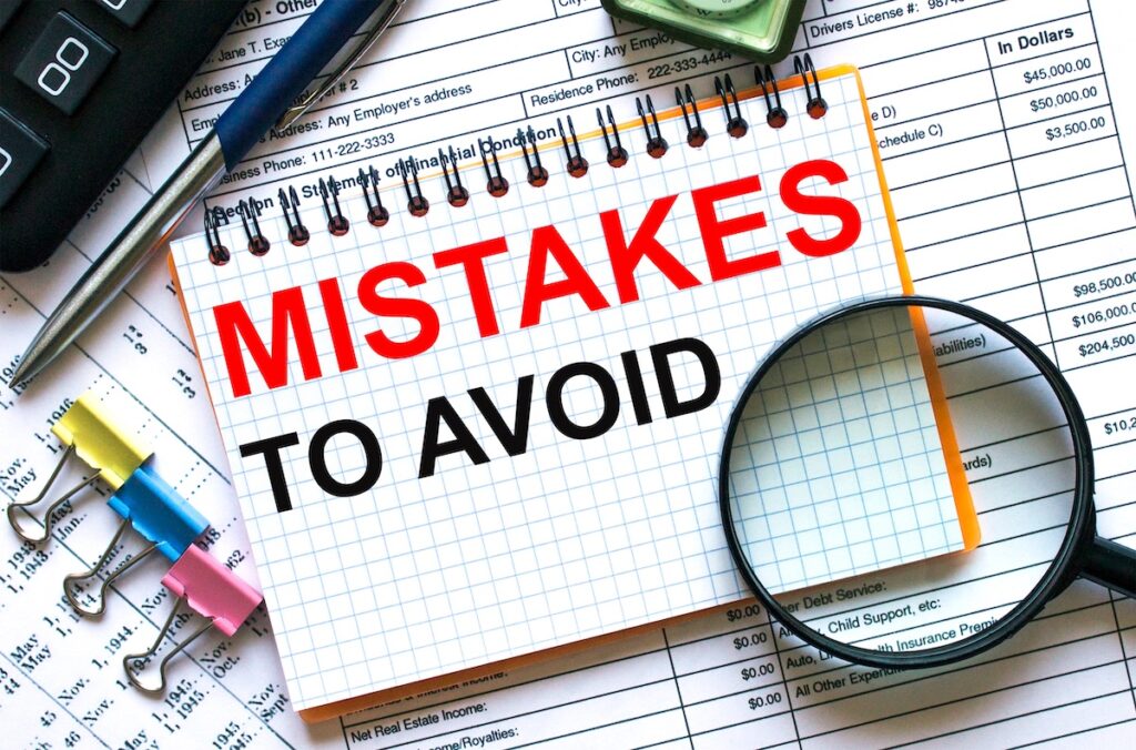 Text Mistakes To Avoid on notepad with calculator, clips, pen on financial report SSUCv3H4sIAAAAAAAACoxSu27DMAzcC/QfDM0x6kcSWx0LtFu/IOhAS0wsRJECPVoUQf69kmUVWgp0E4/HI4/U7fGhqsgEVjDyXN1iFGIhpbfOgBNaBbjZrLhBxdGUCHLhtBEgS3ACx2YFFwyg8lJG+L4kiXXgvEUbm60QA4enoJHAX4k00SHFVU4syVARUuTFW6HQ2qc3oUAxJJuCY/0UOe/CMpQSFGpvSc6nzn/IvnLPkvP/66XHR14AnFCx78Vj4d2gREjeD4lKzl8OzaXcBngudLGIT81ARkJfKF2NYEKdijLt5uUwuYxpr5yJI5Bsg0itrzDJeJVj0MSMz2BtoPOMF41Y+Ab6UvRR2i0GVlXCw/Fi2PZdT8duHPf7/dh2tGtWQjr4LILOMk4WCjE7C15aF3ECwtqhp0OzrWkDTb3dH9uaTrSvh9000B3f0nZow+LvPwAAAP//AwBmjL+NugIAAA==